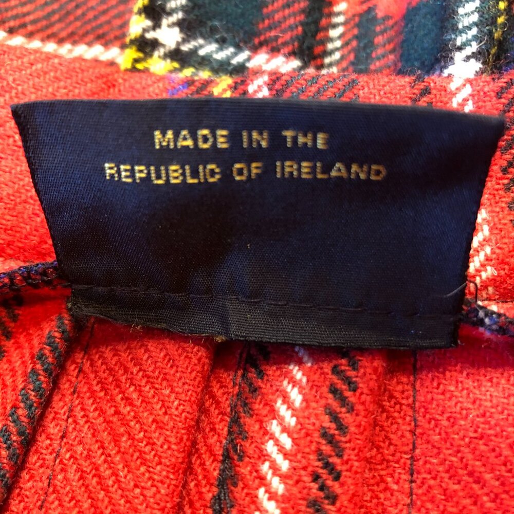 Vintage 100% Wool Skirt Kilt Tartan Plaid Pleated Irish Red Winter Fall Swiftie - Picture 2 of 11